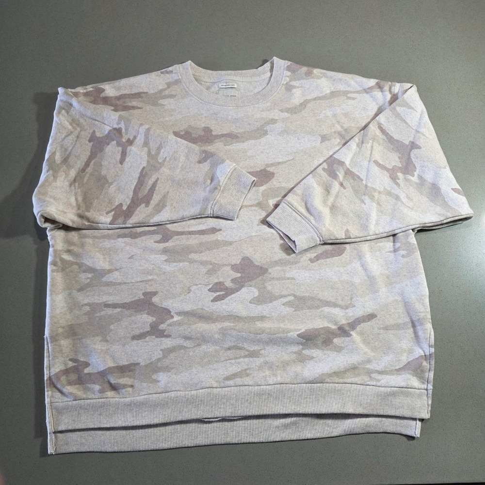 American Eagle Camo Ahh-Mazingly Soft Sweatshirt XL Jegging Fit Tan Cream